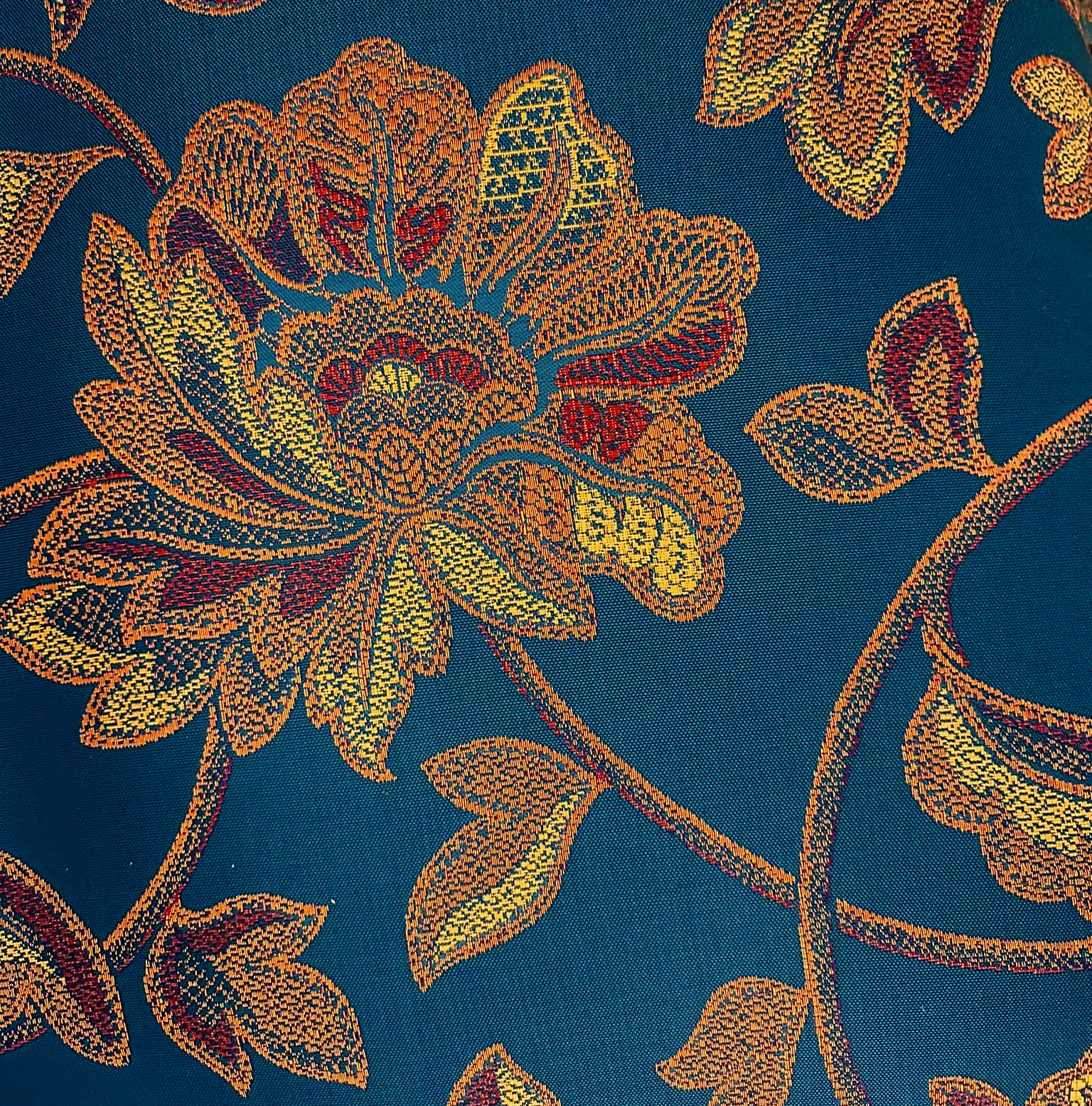 004_TEXTILE_square.jpg